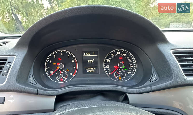 Седан Volkswagen Passat 2015 в Дніпрі