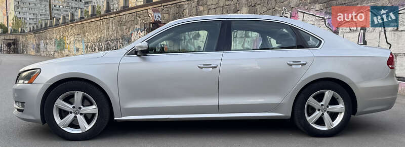 Седан Volkswagen Passat 2015 в Дніпрі