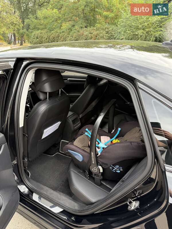 Седан Volkswagen Passat 2016 в Запоріжжі