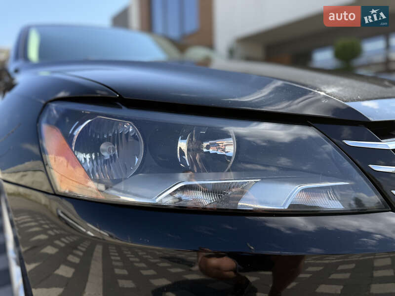 Седан Volkswagen Passat 2014 в Києві фото 9 Седан Volkswagen Passat 2014 в Києві