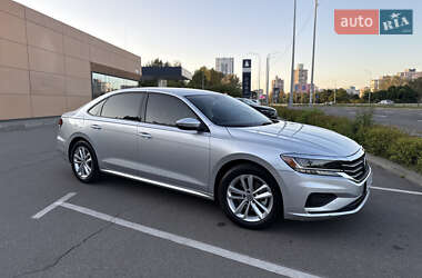Седан Volkswagen Passat 2021 в Києві