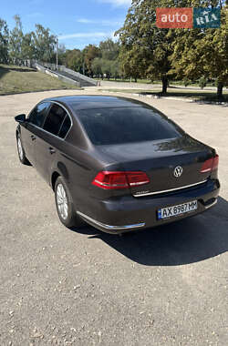 Седан Volkswagen Passat 2011 в Лозовій