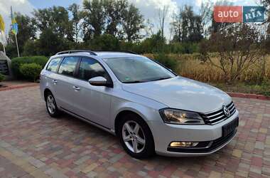 Универсал Volkswagen Passat 2013 в Киеве