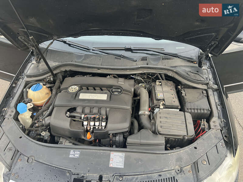 Універсал Volkswagen Passat 2008 в Любешові