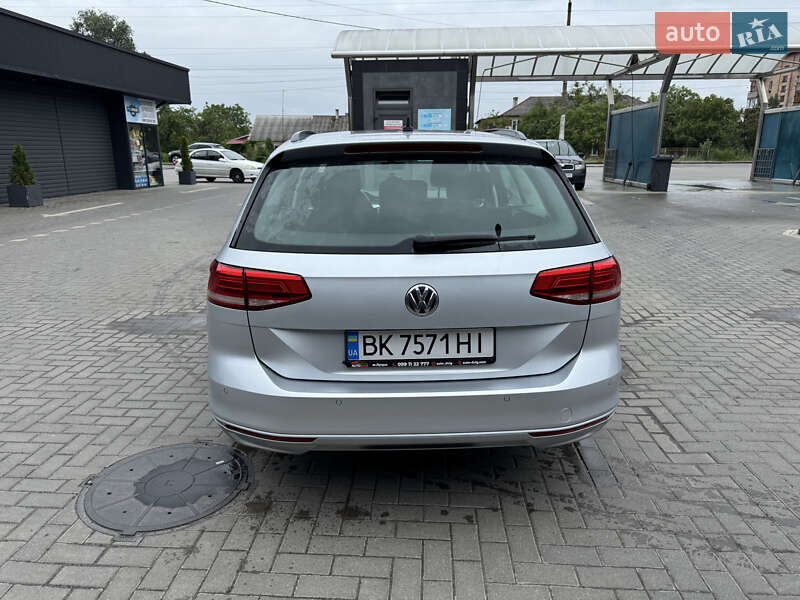 Универсал Volkswagen Passat 2017 в Сарнах