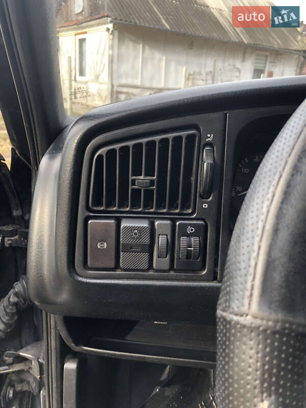 Универсал Volkswagen Passat 1992 в Клевани