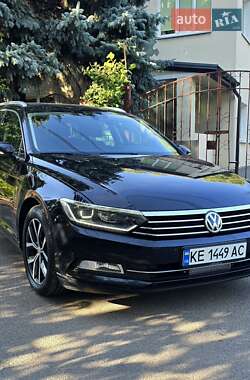 Універсал Volkswagen Passat 2018 в Дніпрі