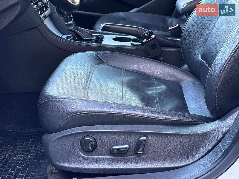 Седан Volkswagen Passat 2012 в Хмельницькому