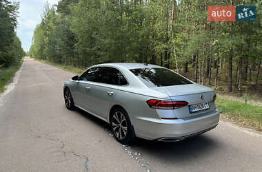 Седан Volkswagen Passat 2021 в 