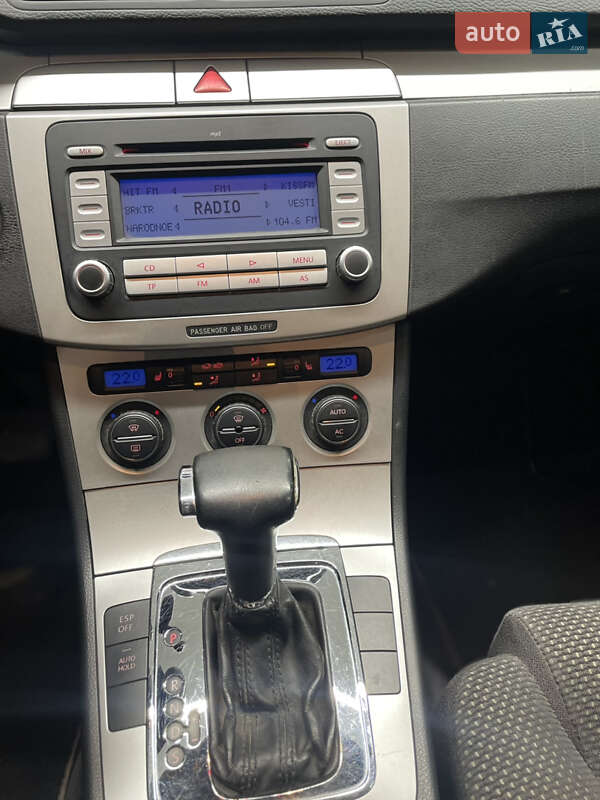 Седан Volkswagen Passat 2007 в Киеве