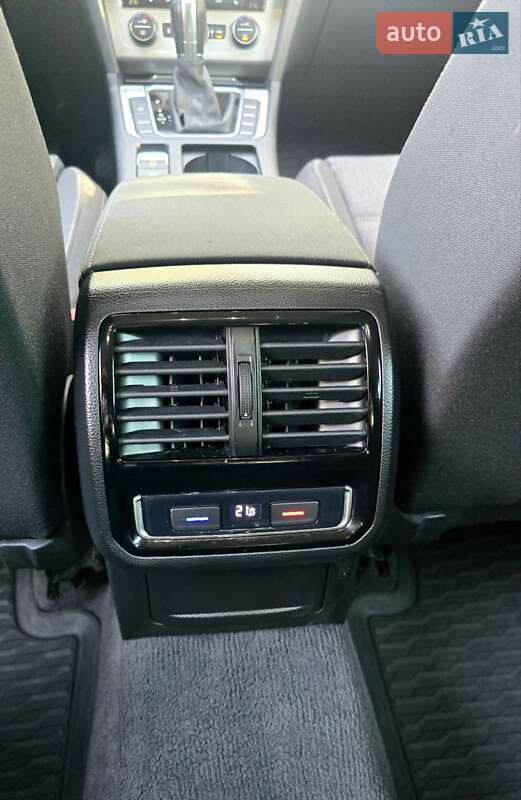 Універсал Volkswagen Passat 2018 в Дніпрі