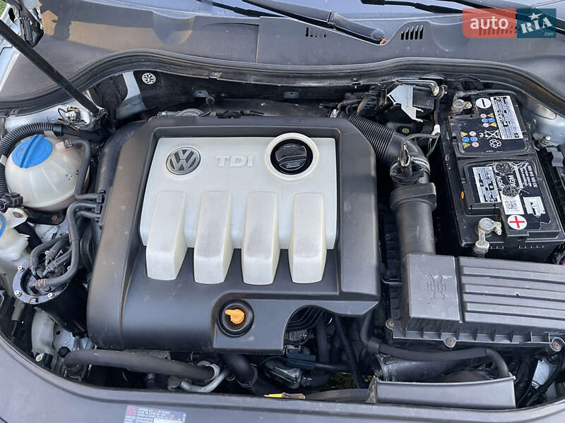 Универсал Volkswagen Passat 2006 в Корце