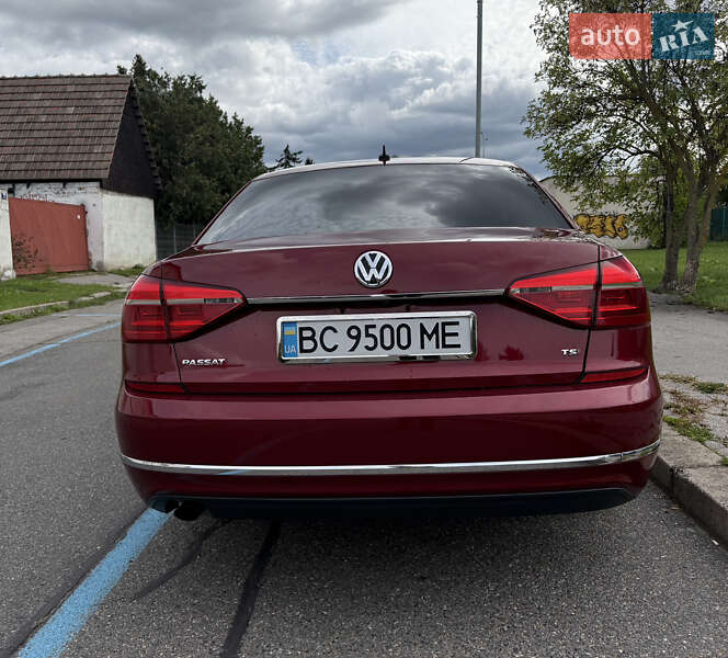 Седан Volkswagen Passat 2016 в Иршаве