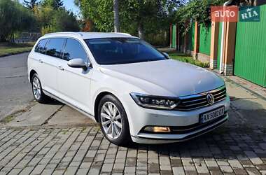 Универсал Volkswagen Passat 2017 в Киеве