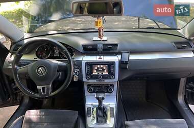 Універсал Volkswagen Passat 2010 в 