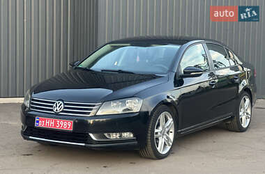 Седан Volkswagen Passat 2013 в Дубно