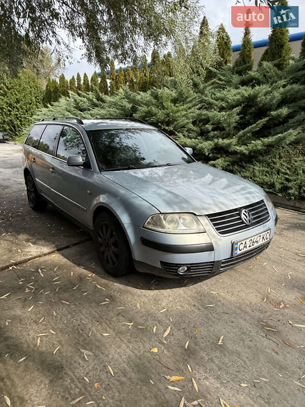Універсал Volkswagen Passat 2002 в Смілі