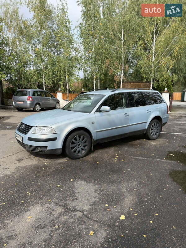 Універсал Volkswagen Passat 2002 в Смілі