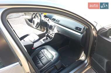 Универсал Volkswagen Passat 2011 в Киеве
