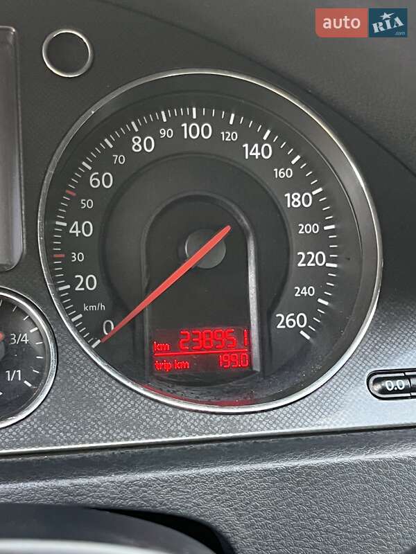 Седан Volkswagen Passat 2007 в Горишних Плавнях