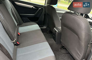 Універсал Volkswagen Passat 2012 в 