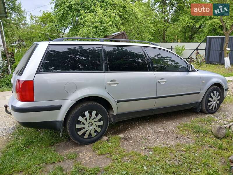 Универсал Volkswagen Passat 2000 в Долине