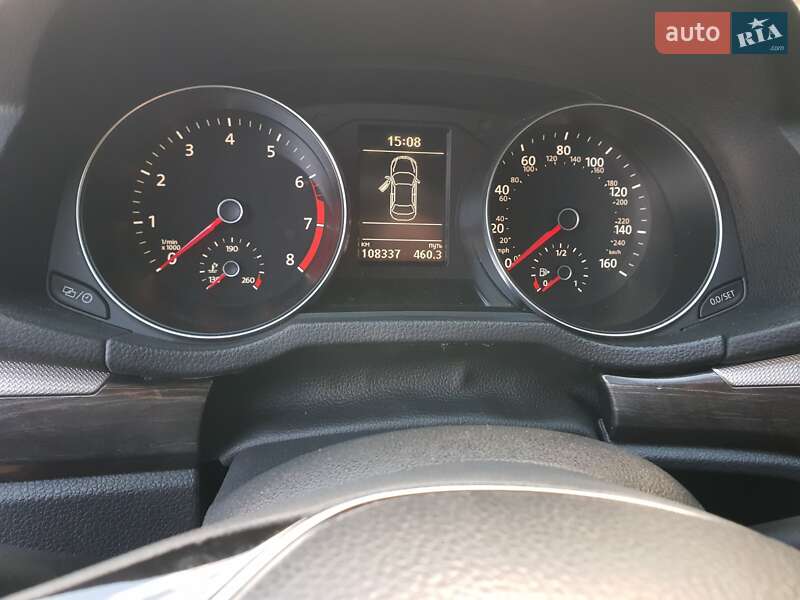 Седан Volkswagen Passat 2018 в Ивано-Франковске