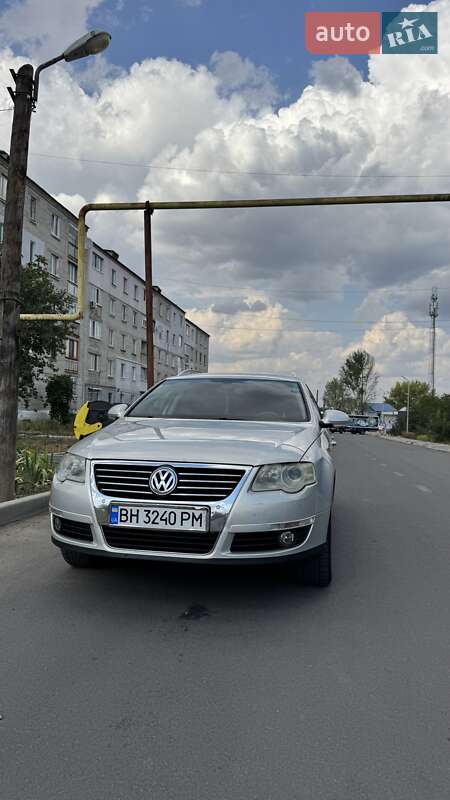 Універсал Volkswagen Passat 2010 в Подільську