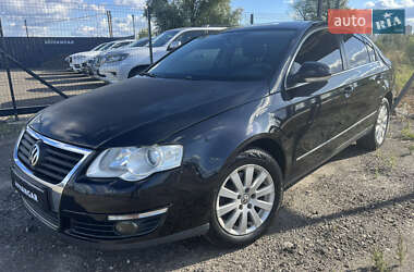 Седан Volkswagen Passat 2008 в Киеве