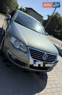 Седан Volkswagen Passat 2007 в Ахтырке