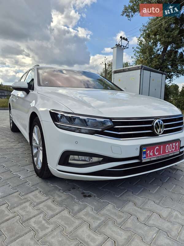 Универсал Volkswagen Passat 2020 в Тернополе