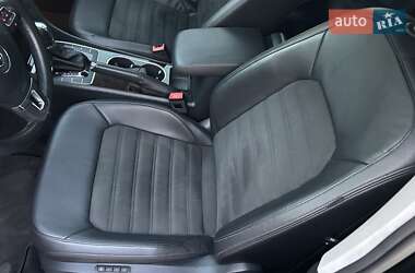 Седан Volkswagen Passat 2014 в 