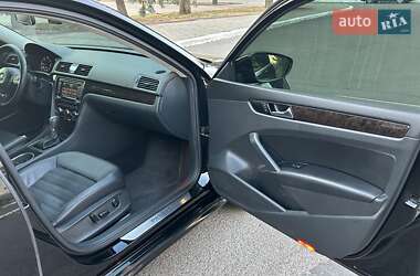 Седан Volkswagen Passat 2014 в 
