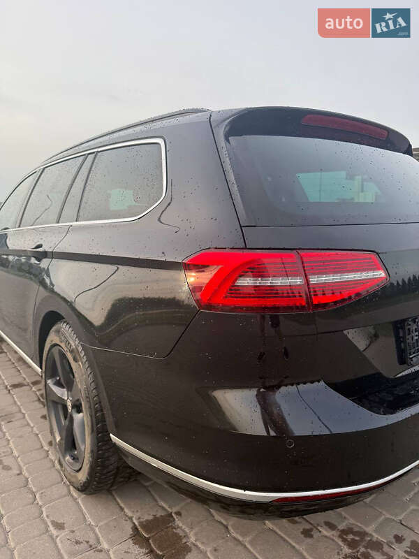 Універсал Volkswagen Passat 2015 в Львові