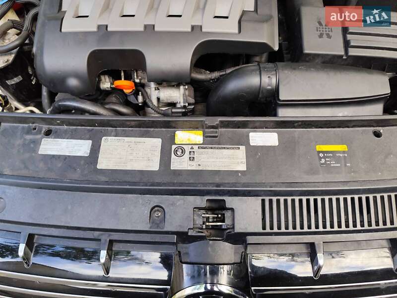 Седан Volkswagen Passat 2013 в Дубно