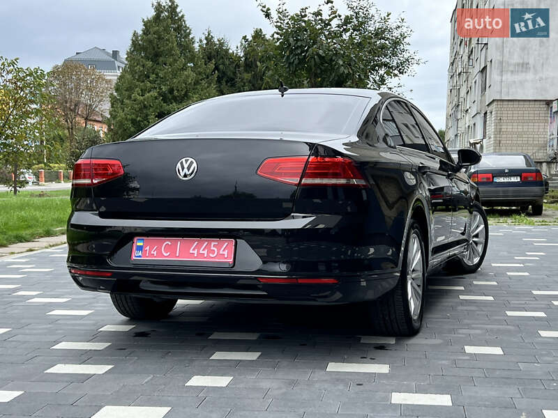 Седан Volkswagen Passat 2019 в Трускавце