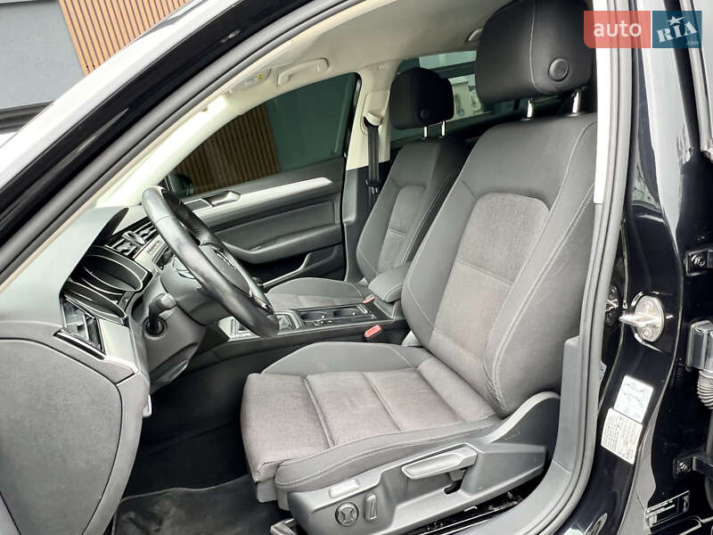 Седан Volkswagen Passat 2019 в Трускавце