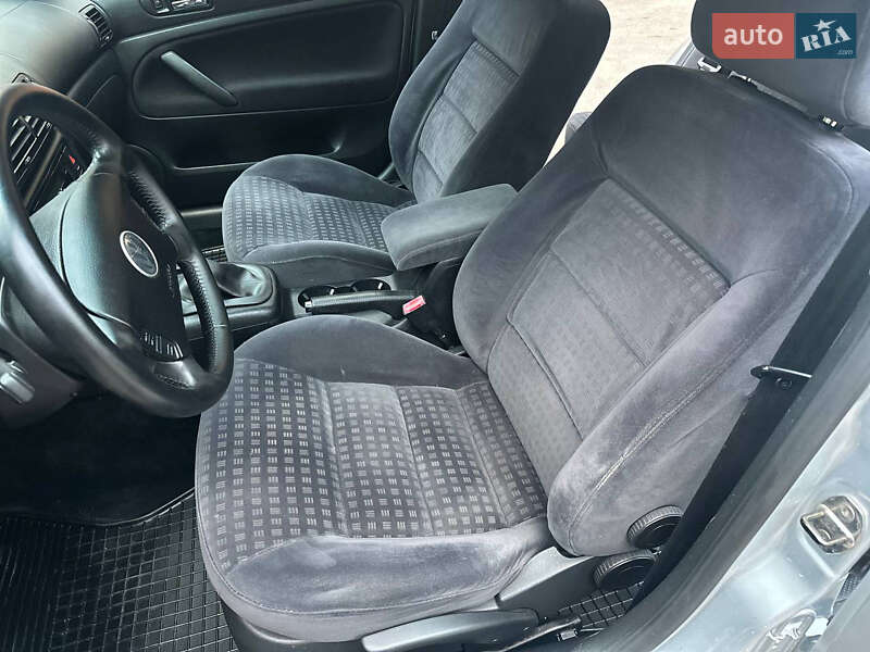 Седан Volkswagen Passat 2003 в Виннице фото 31 Седан Volkswagen Passat 2003 в Виннице