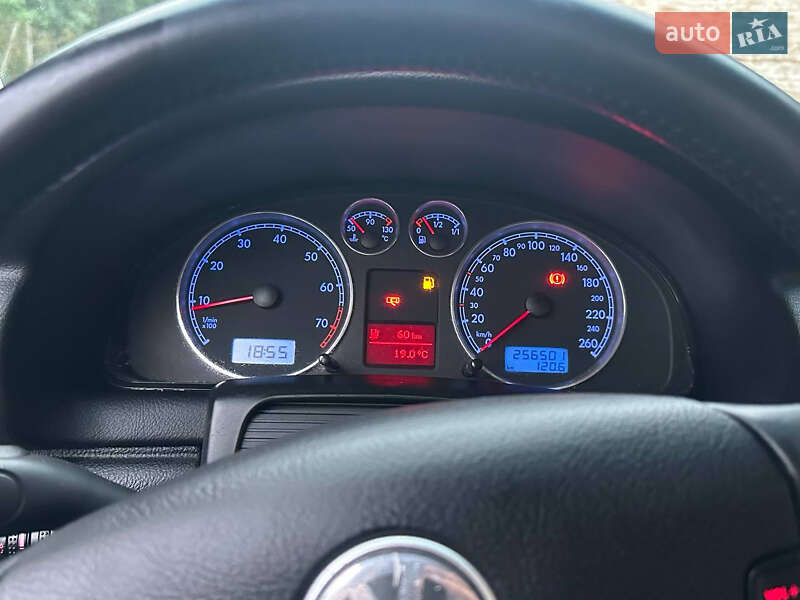 Седан Volkswagen Passat 2003 в Виннице фото 37 Седан Volkswagen Passat 2003 в Виннице