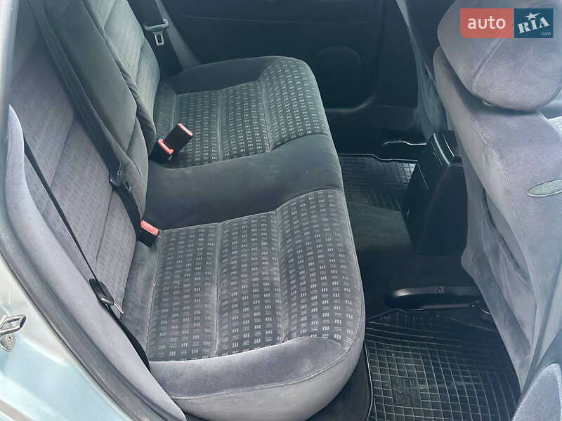 Седан Volkswagen Passat 2003 в Виннице фото 44 Седан Volkswagen Passat 2003 в Виннице