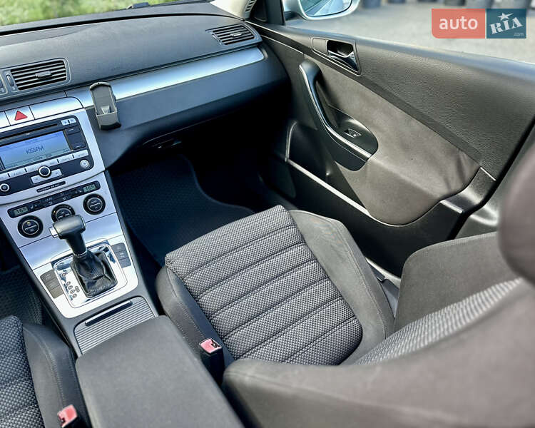 Универсал Volkswagen Passat 2007 в Киеве фото 45 Универсал Volkswagen Passat 2007 в Киеве