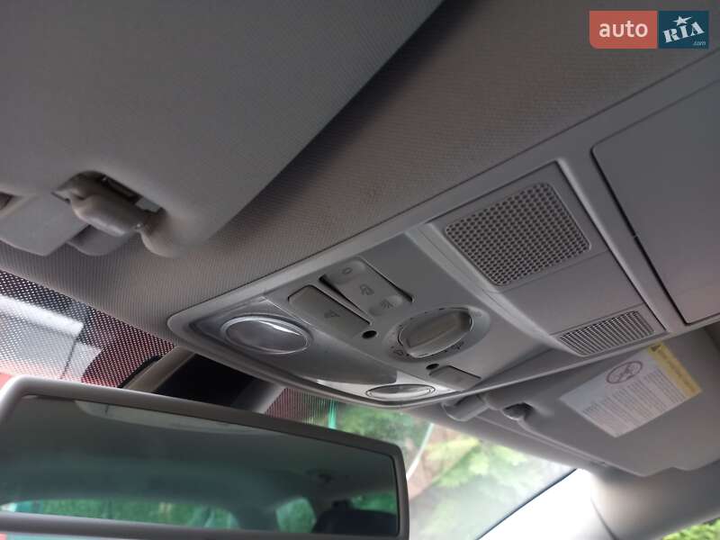 Універсал Volkswagen Passat 2006 в Хмельницькому