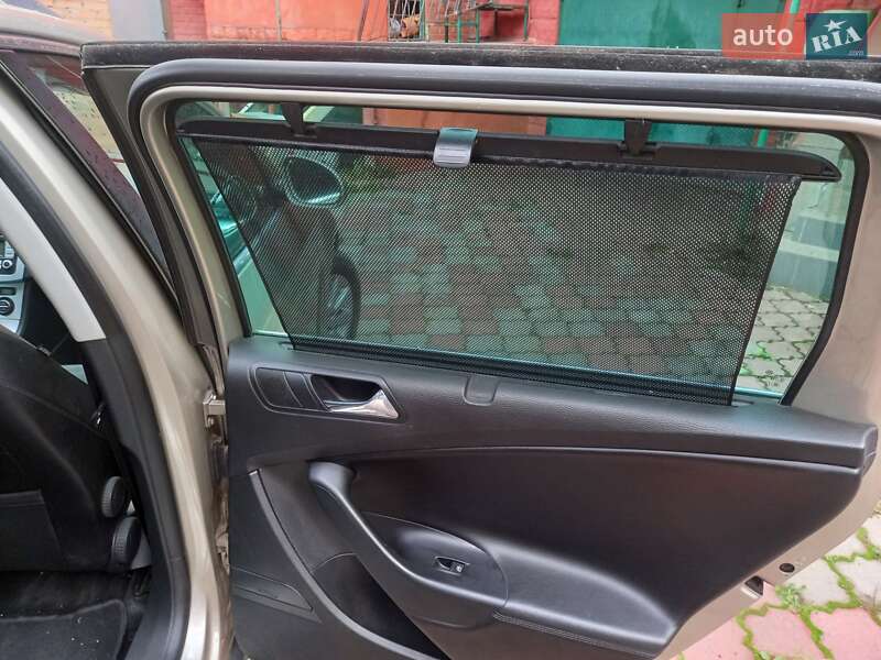 Універсал Volkswagen Passat 2006 в Хмельницькому