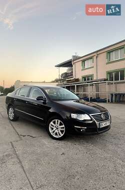 Седан Volkswagen Passat 2010 в Стрые