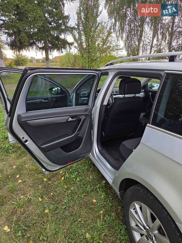 Універсал Volkswagen Passat 2013 в Бахмачі