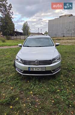Універсал Volkswagen Passat 2013 в Бахмачі