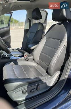 Седан Volkswagen Passat 2014 в 
