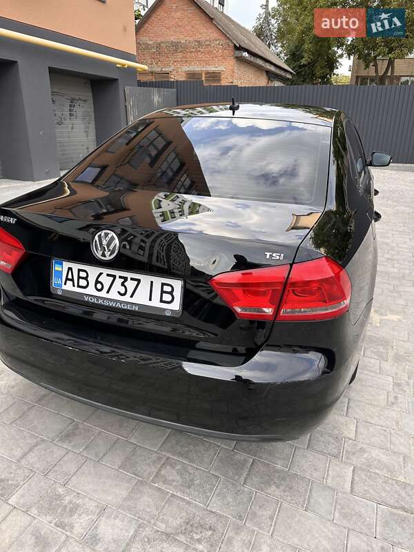 Седан Volkswagen Passat 2013 в Виннице