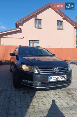 Универсал Volkswagen Passat 2011 в Судовой Вишне