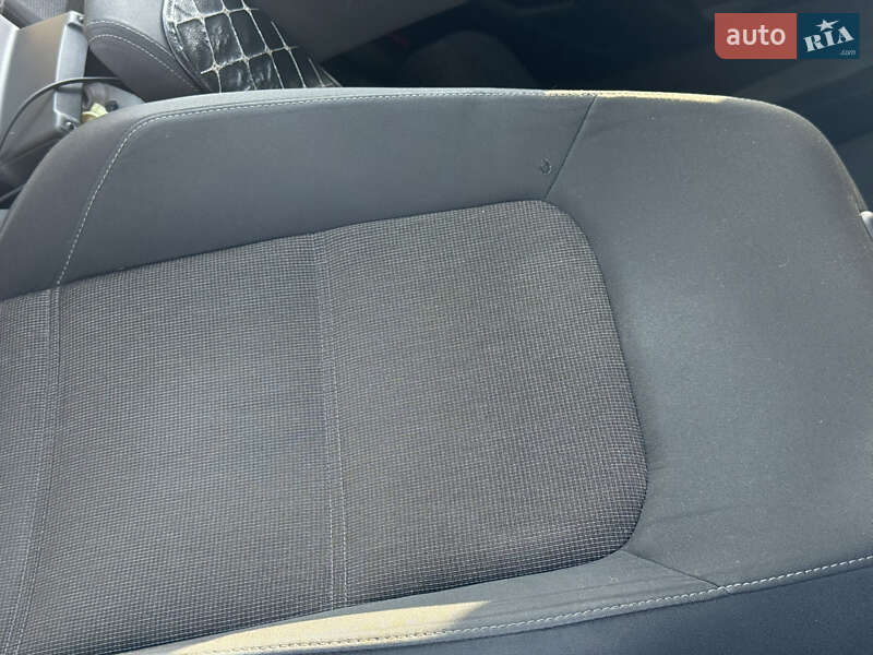 Универсал Volkswagen Passat 2017 в Ивано-Франковске